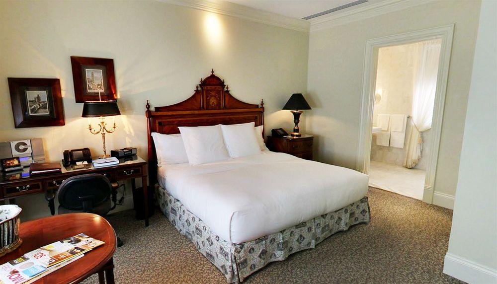 Hotel Le St. James Montréal Buitenkant foto