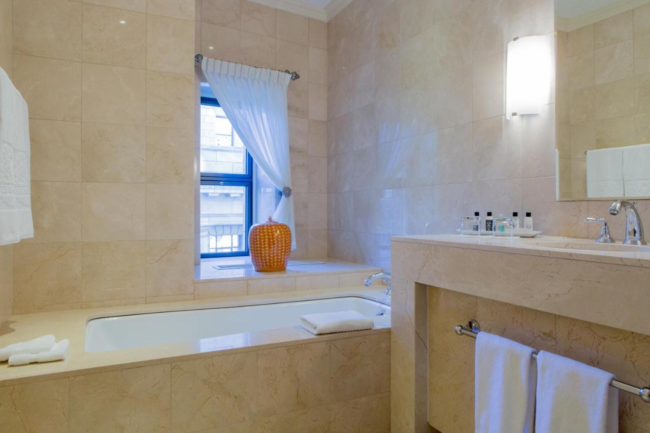 Hotel Le St. James Montréal Buitenkant foto