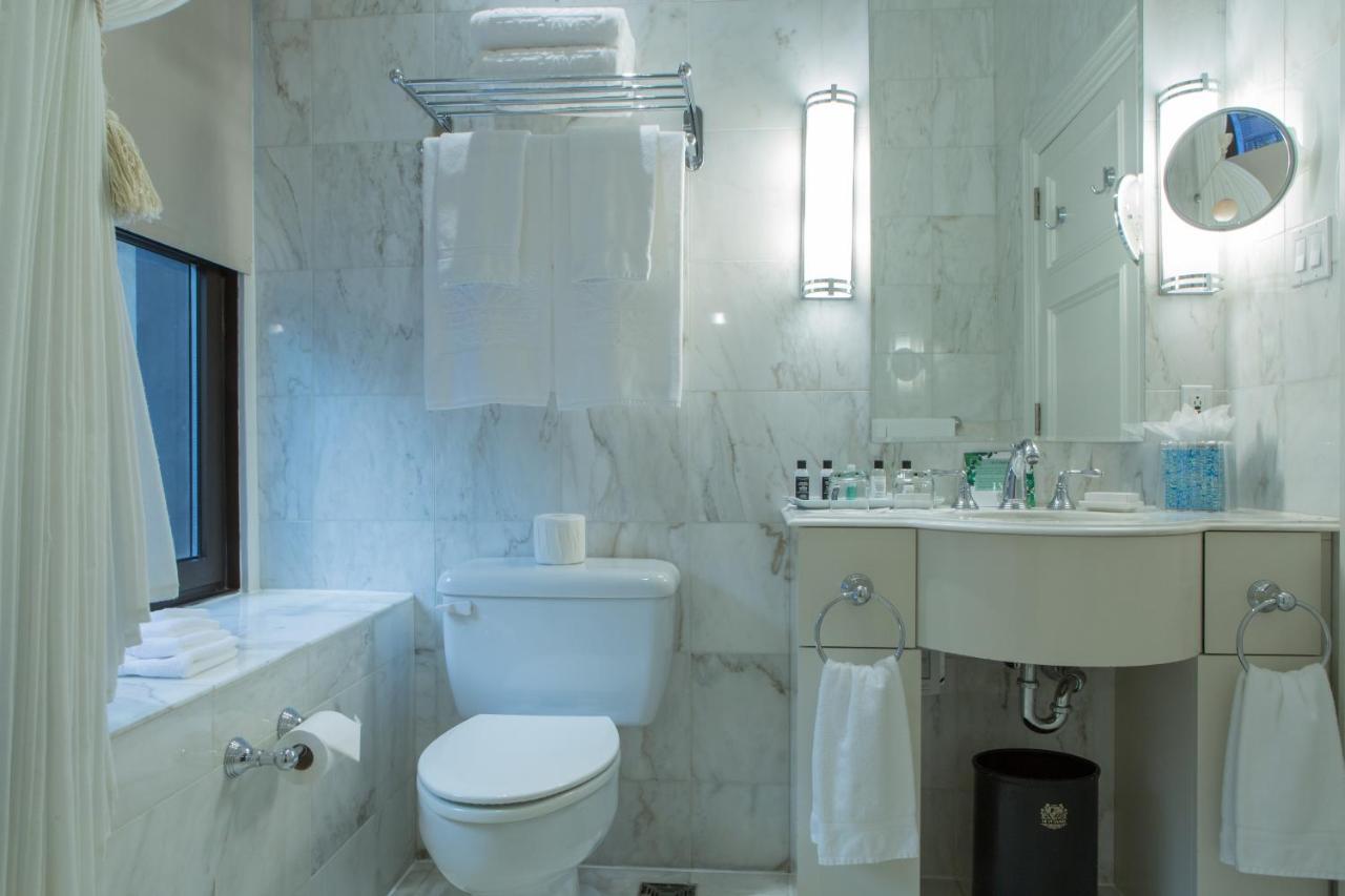 Hotel Le St. James Montréal Buitenkant foto